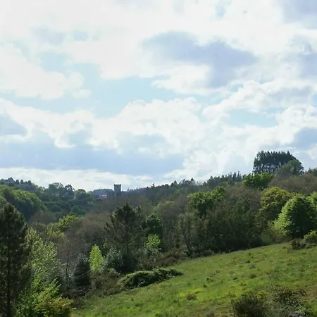 Balneario Rio Pambre מלון 3*