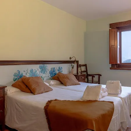 호텔 Balneario Rio Pambre 3*